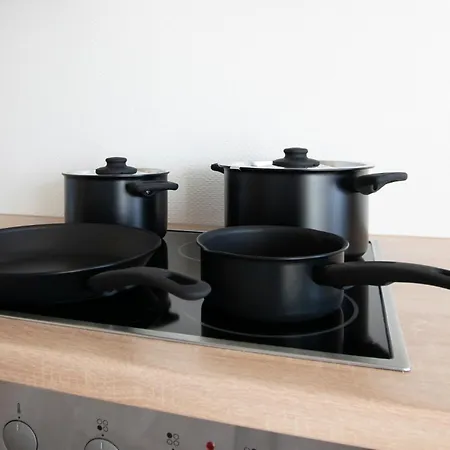 Apartment Tolstov - 2 Mit Terrasse - 25 Min Messe Dus *