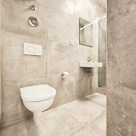 Raj Living - 2 Mit Terrasse - 25 Min Messe Dus Duisburg