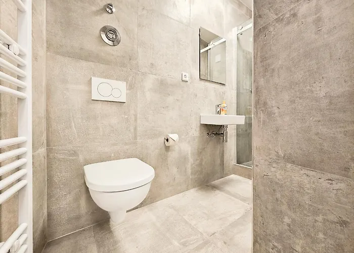 Tolstov - 2 Mit Terrasse - 25 Min Messe Dus 杜伊斯堡