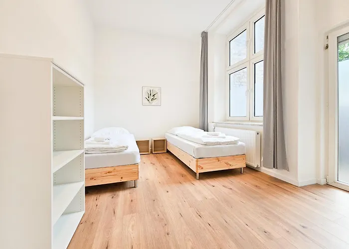 公寓 Tolstov - 2 Mit Terrasse - 25 Min Messe Dus